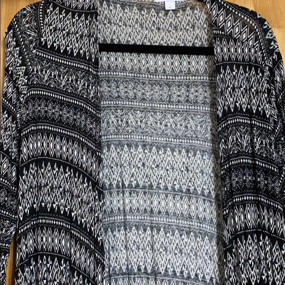 EUC Lularoe medium Sarah